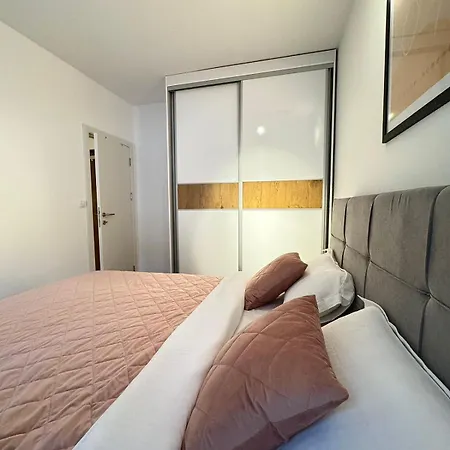 Nivalis Hill 9 Apartman